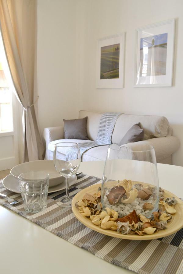 Modarno Exclusive Apartments ฟลอเรนซ์ ภายนอก รูปภาพ